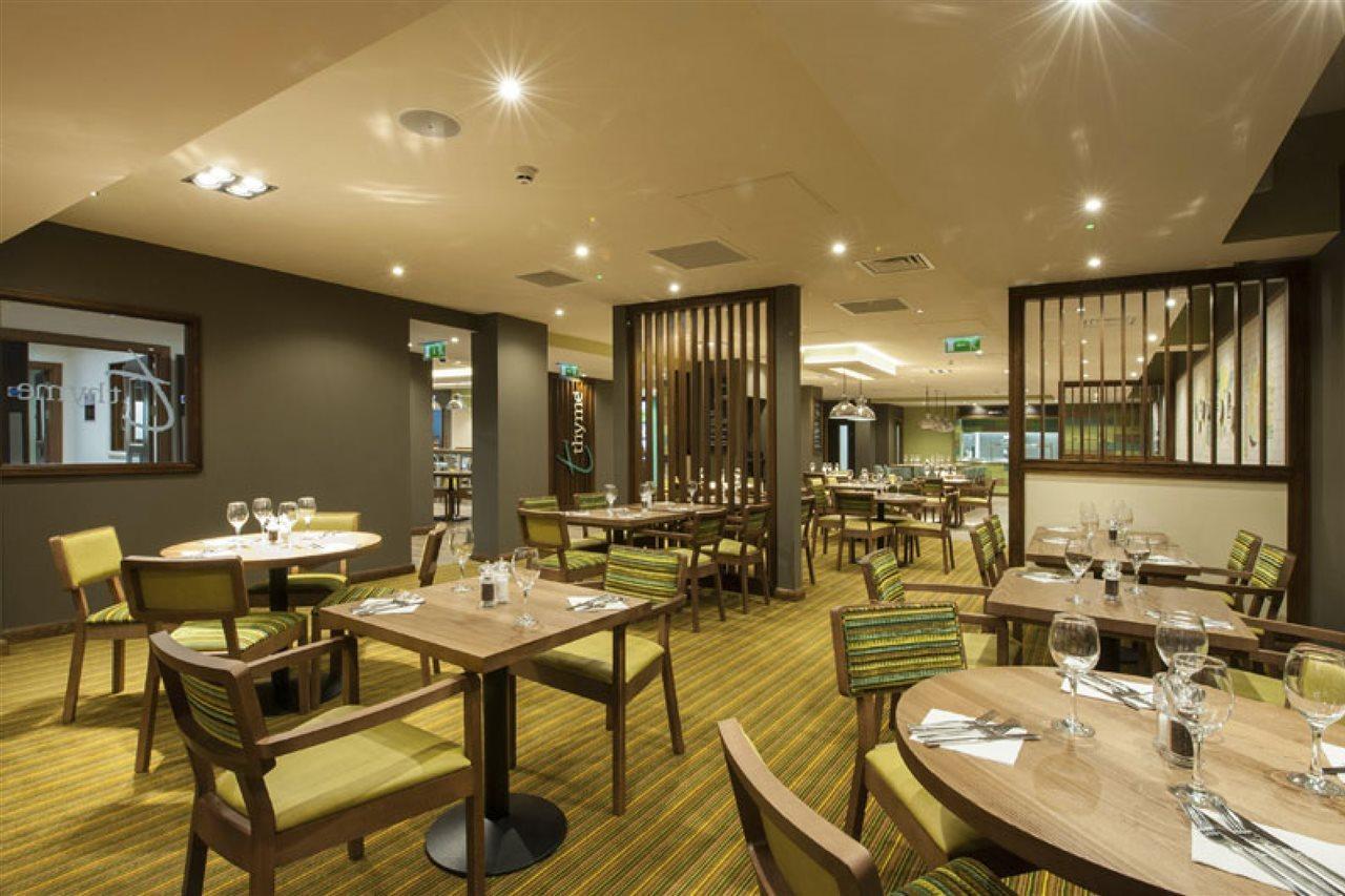 Premier Inn London Holborn エクステリア 写真