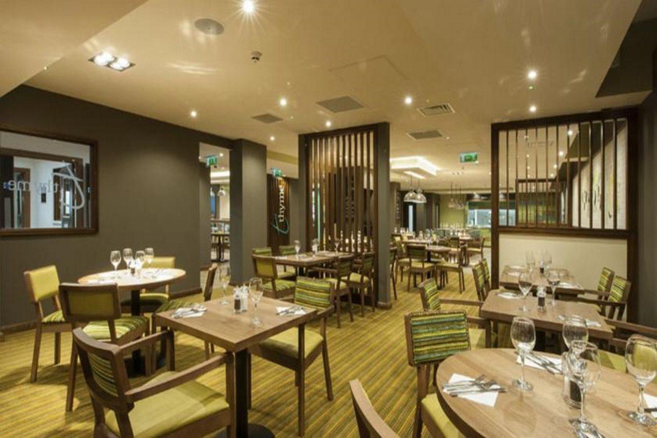 Premier Inn London Holborn エクステリア 写真