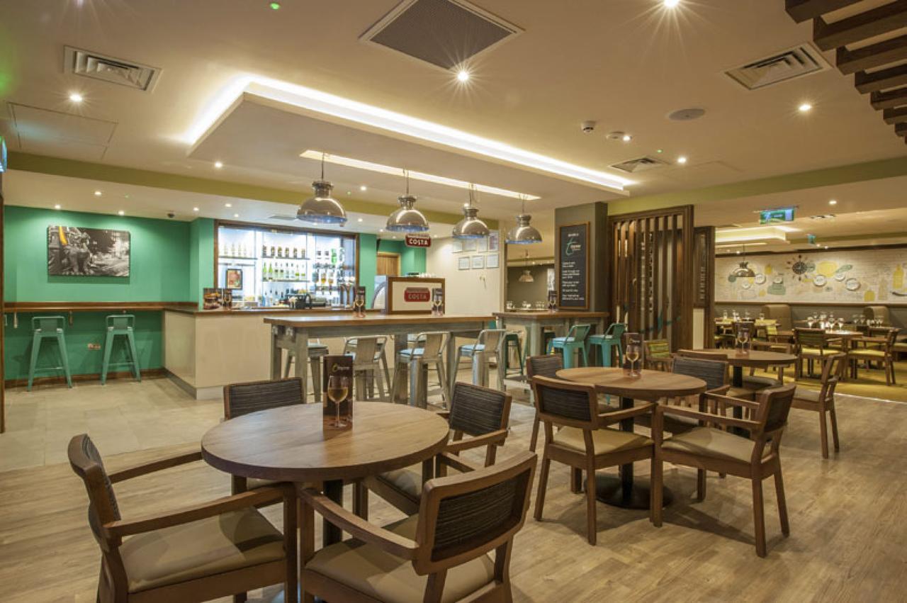 Premier Inn London Holborn エクステリア 写真