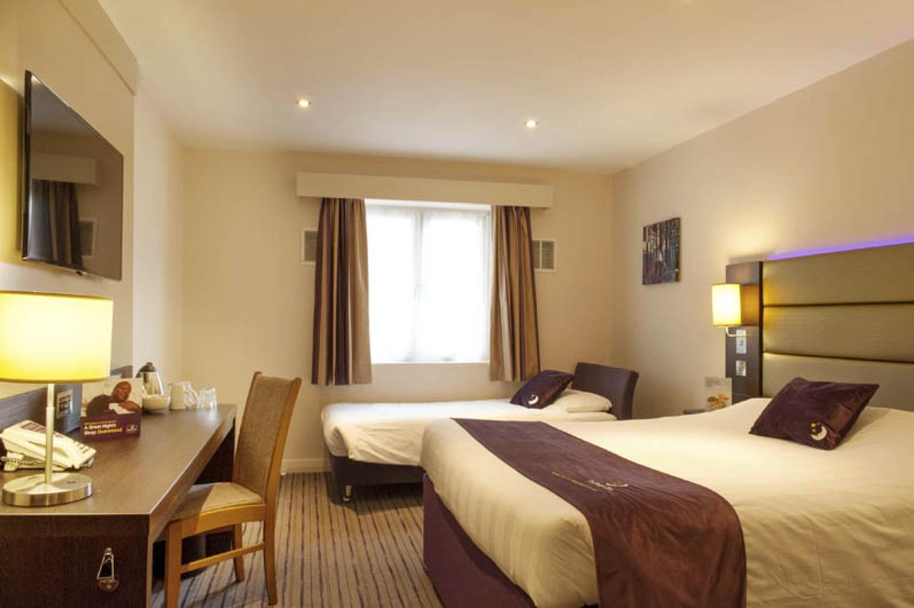 Premier Inn London Holborn エクステリア 写真