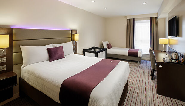 Premier Inn London Holborn エクステリア 写真